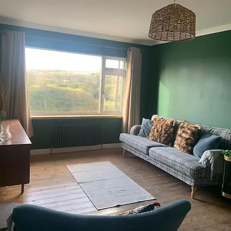 Tenby 2 Bed Flat With Parking, Plus Pet Exterior photo